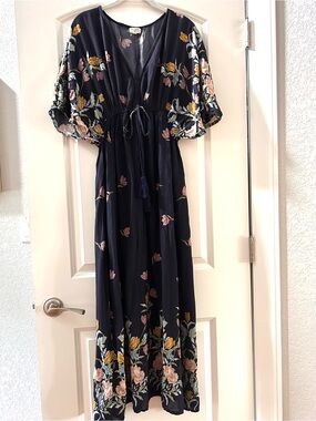 World Market Dark Midnight Floral Maxi Dress. V neck. Boho. Dark Romantic. L/XL